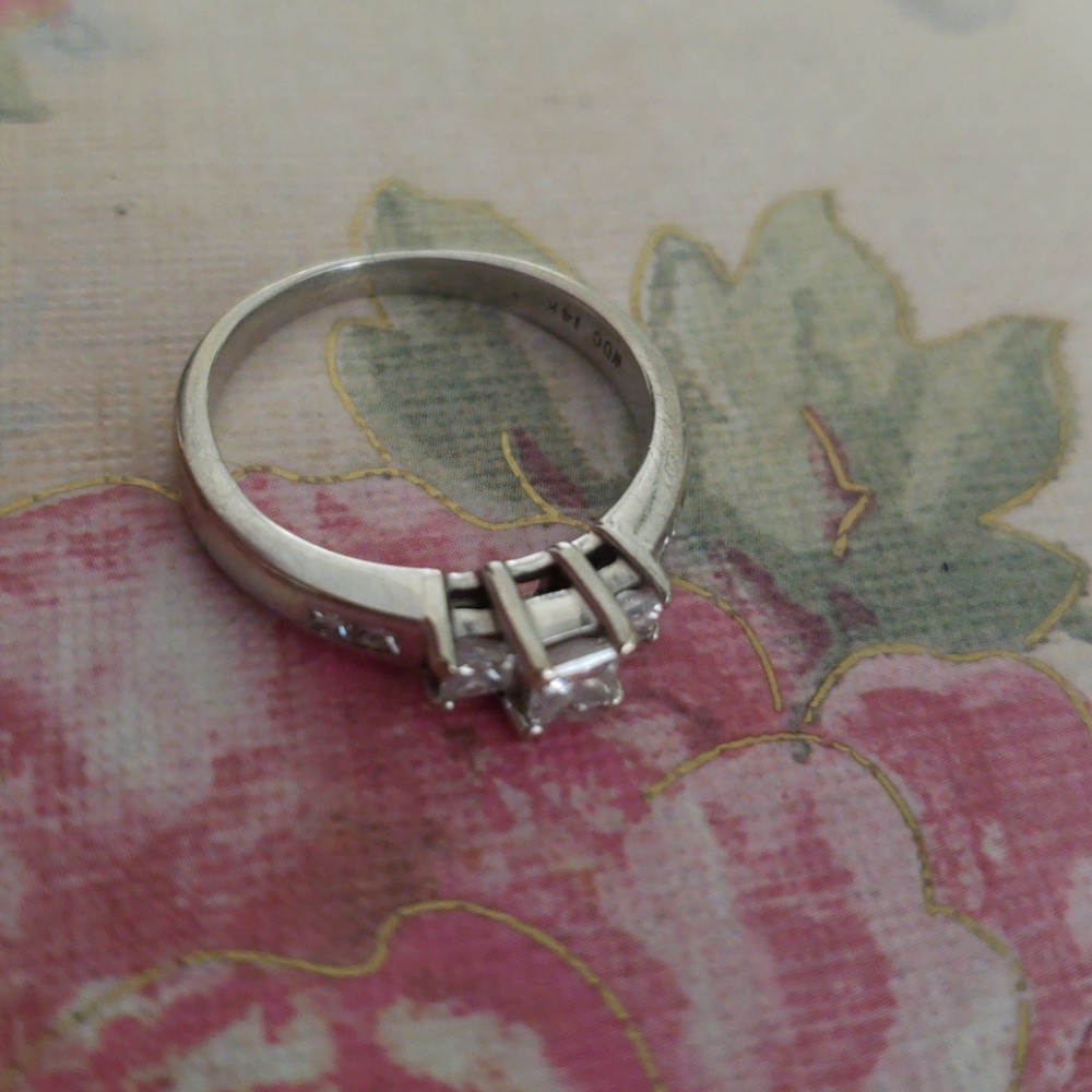 Ring